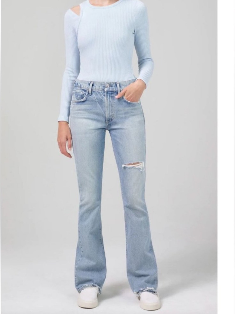 Citizens of Humanity Emmanuelle Flare Leg Celeste Distressed Jeans Size 26
